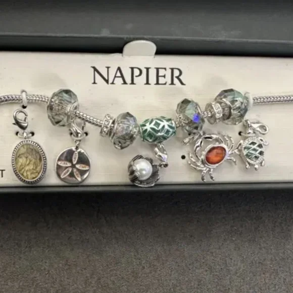 NIB! Napier Gorgeous Beachy Sea Theme Changeable Charm Bracelet - Picture 6 of 7
